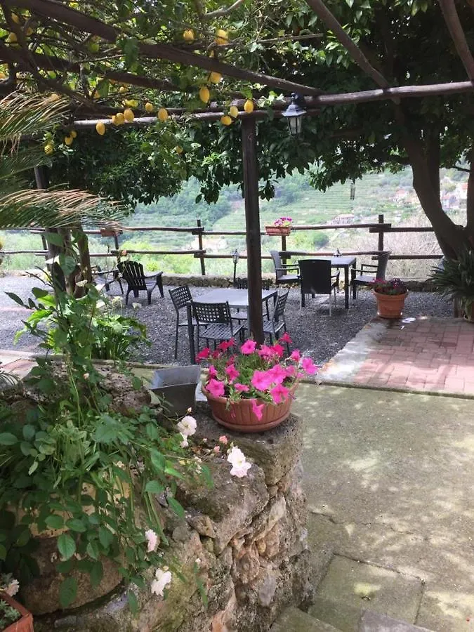 Farm stay Agriturismo I Lamoi Finale Ligure